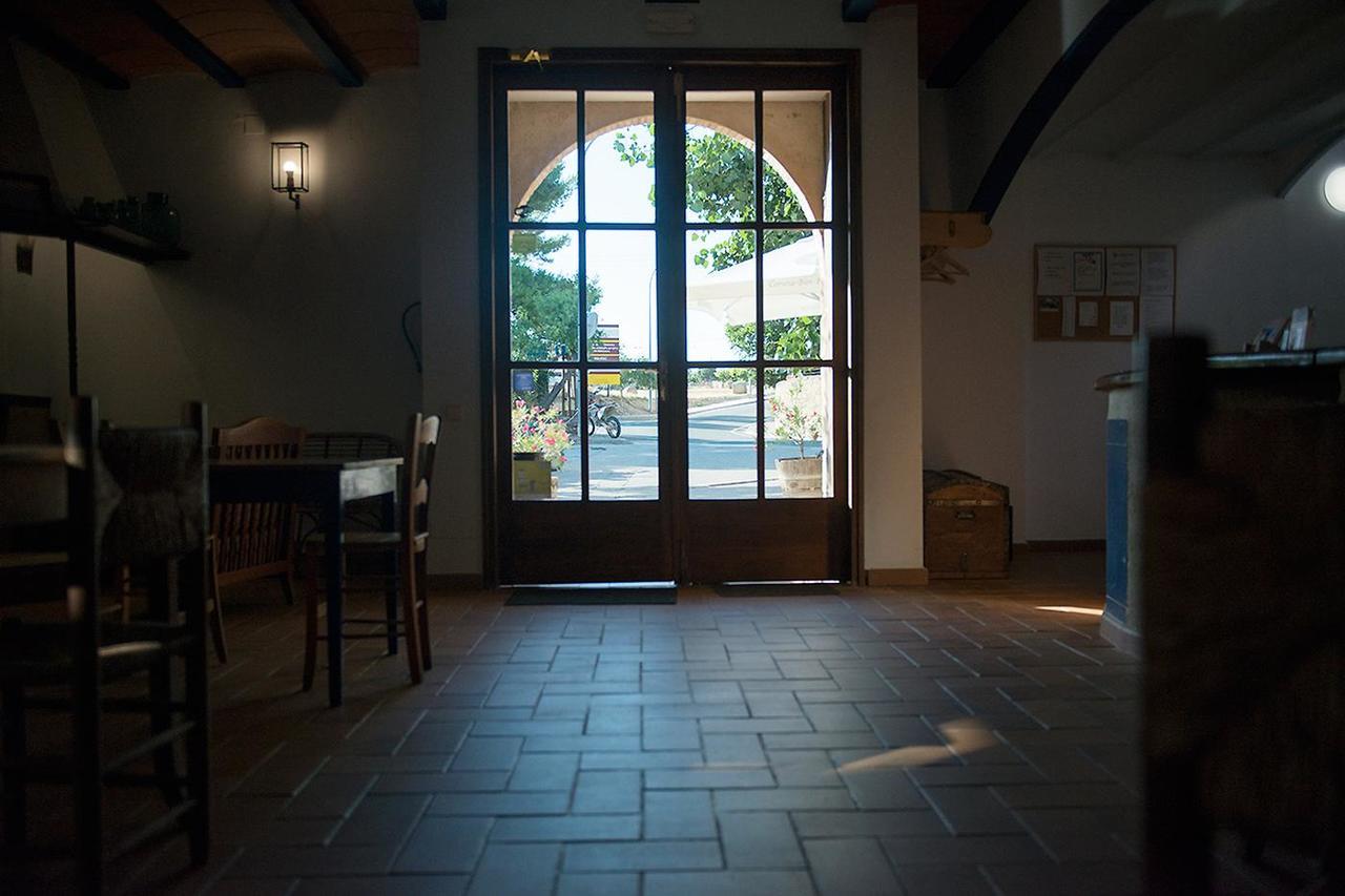 Crux Albergue Adahuesca エクステリア 写真