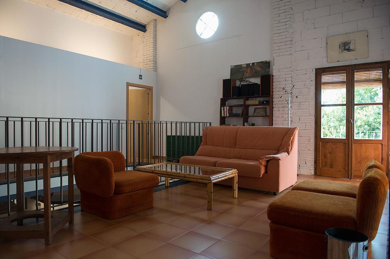 Crux Albergue Adahuesca エクステリア 写真