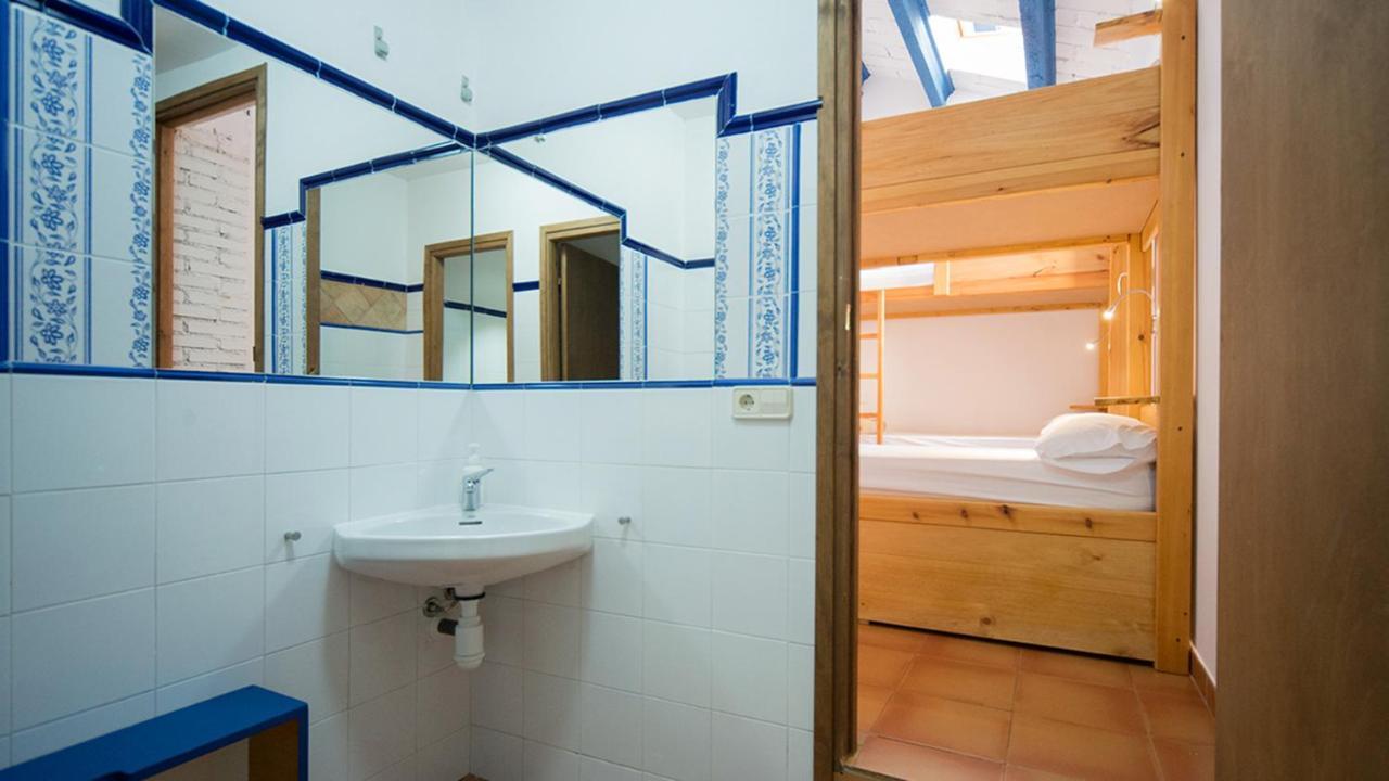 Crux Albergue Adahuesca エクステリア 写真